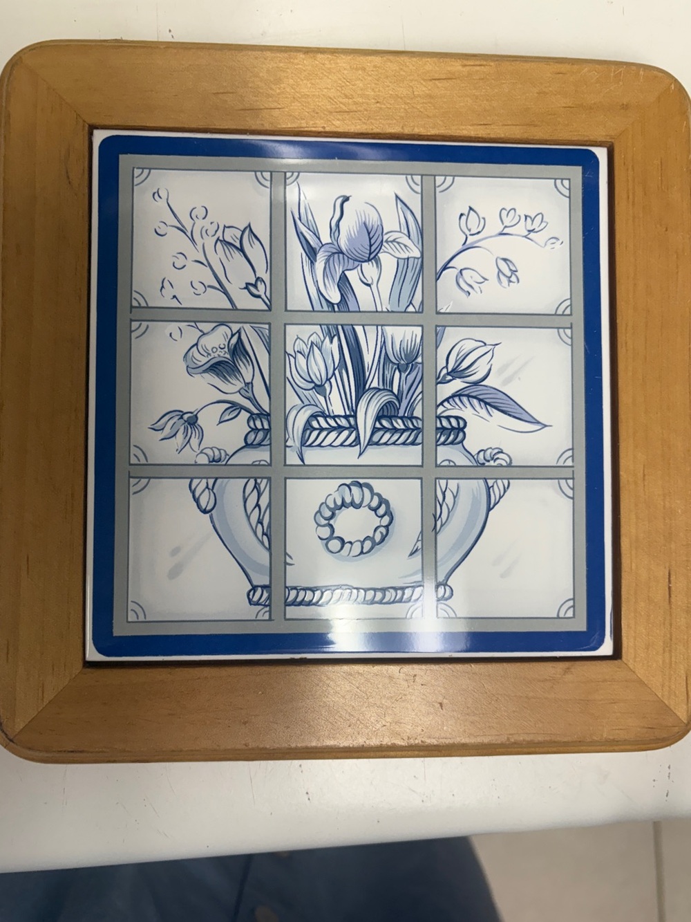 1980s Cottagecore Blue and White Iris Tile and Wood Trivet